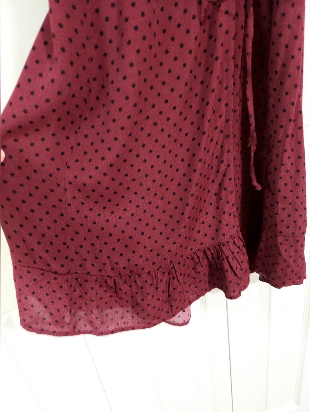 Blue Rain Wrap Dress, Size Large, Burgundy Polka-dot, Ruffle Hem - Picture 4 of 9
